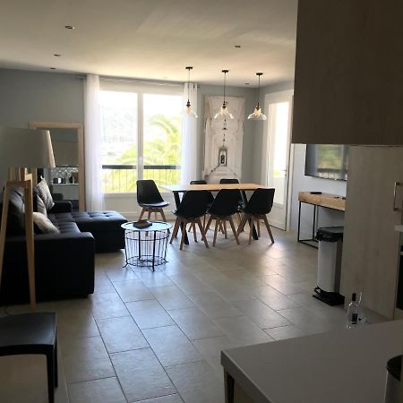 Appartement Plein Centre Saint Florent Face Au Port Luaran gambar