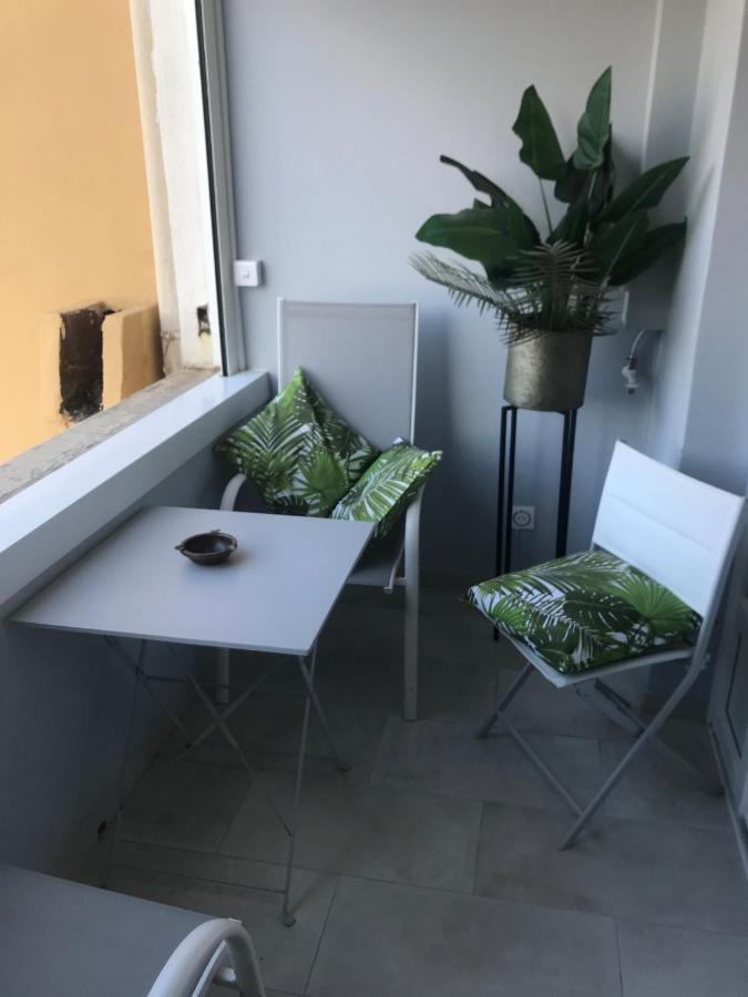 Appartement Plein Centre Saint Florent Face Au Port Luaran gambar